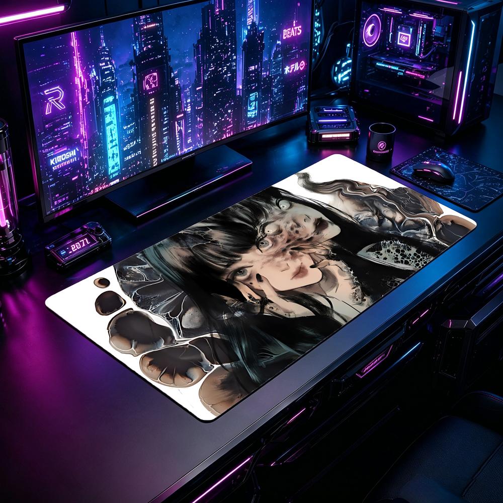 Gaming Mouse Pad JJunji Ito Co - Desk Setup With Laptop 评论和价格